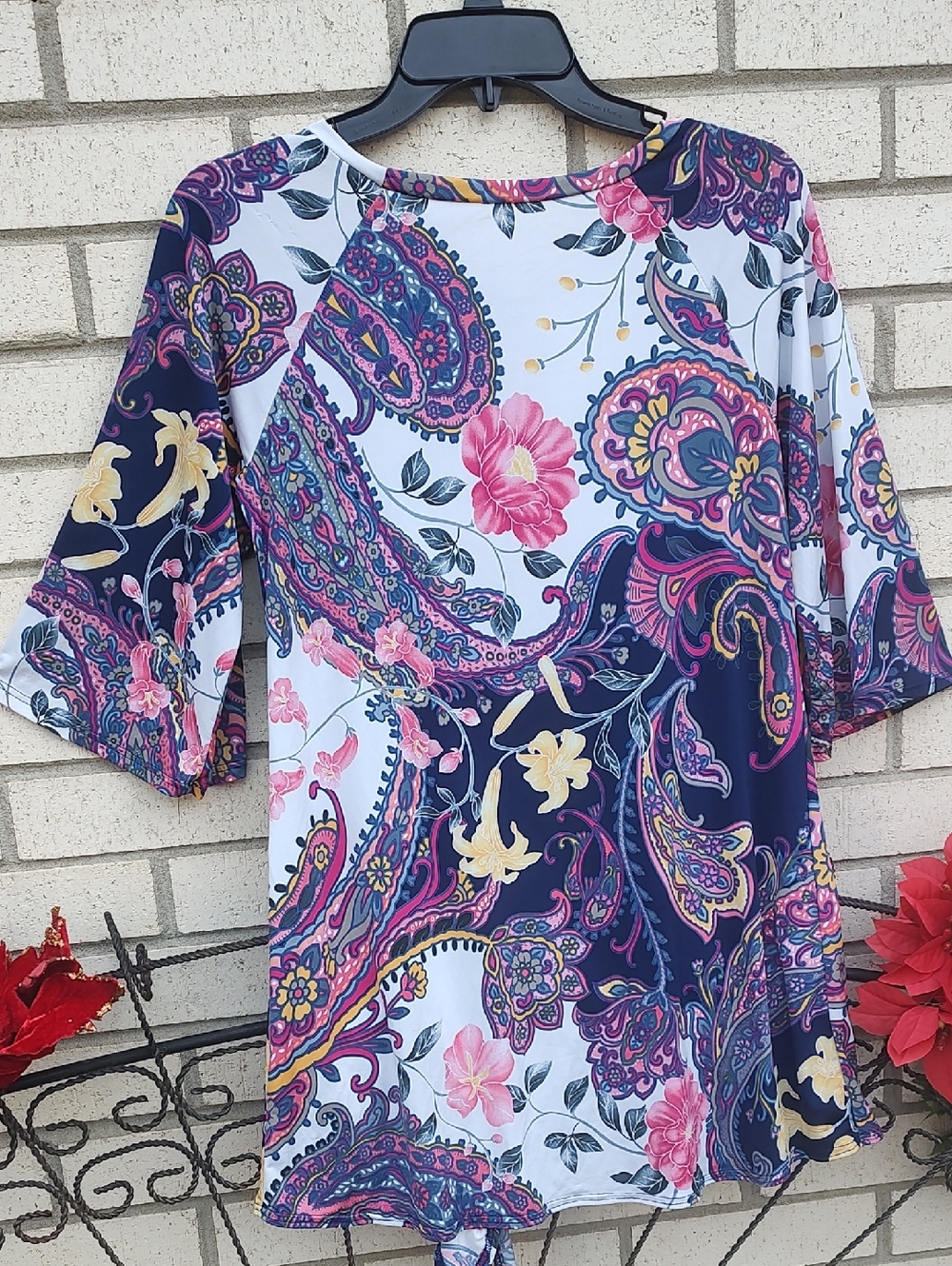 Flower 🌺 Top - Picture 8 of 9